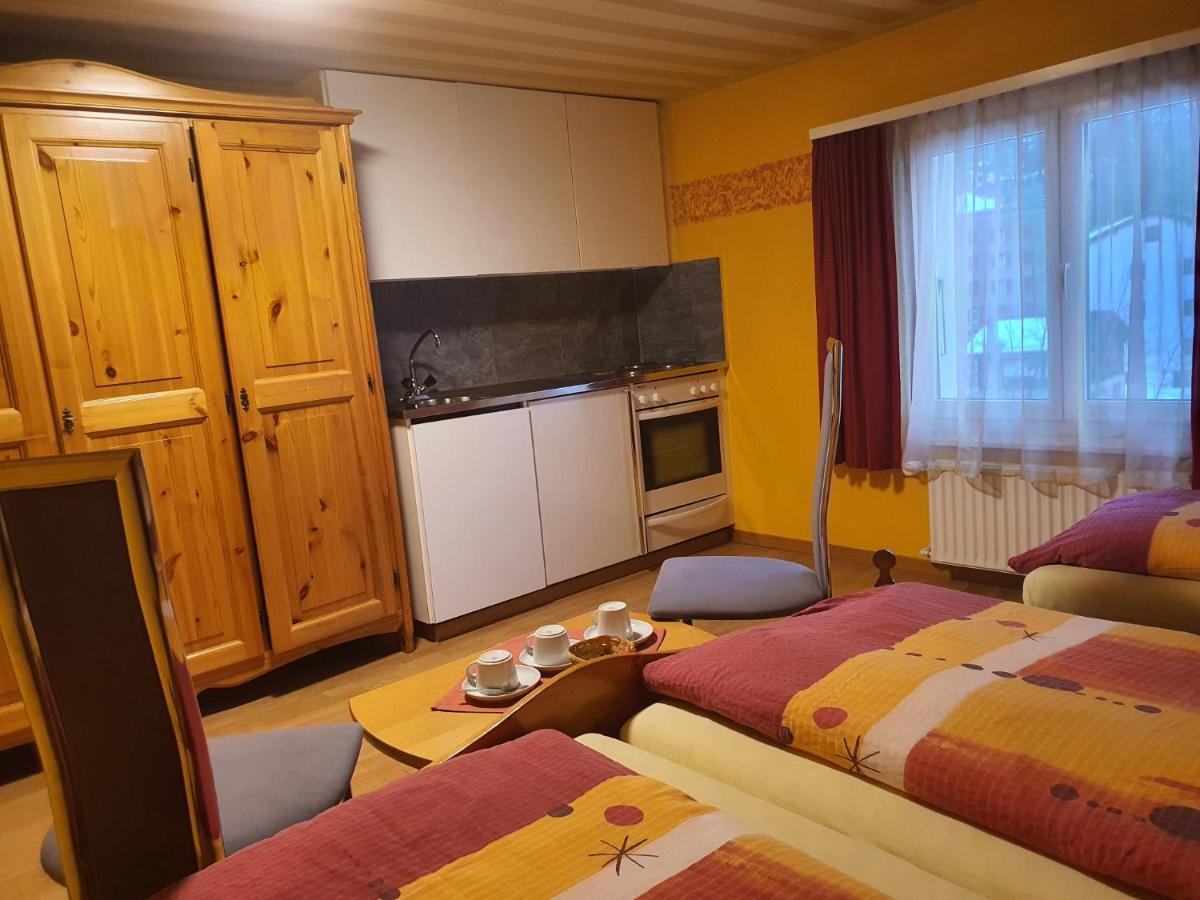 Hotel Klein Matterhorn Randa Esterno foto